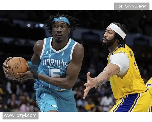 黄蜂队鲍尔与卡斯尔联手发力击败马刺队马威贡献双十表现